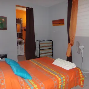  Séjour chez l'habitant Chez Annick Et Jacques Guadeloupe