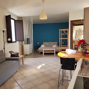 casa-vacanza-curro.catania-hotels.net/