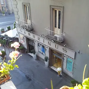 edoardo-al-plebiscito.hotels-amalfi.com/